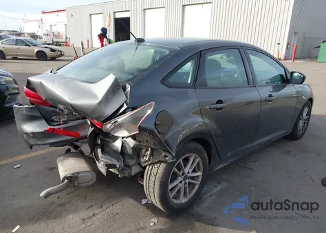 2016 Ford Focus Se z USA, uszkodzony, nr VIN 1FADP3F28GL310239